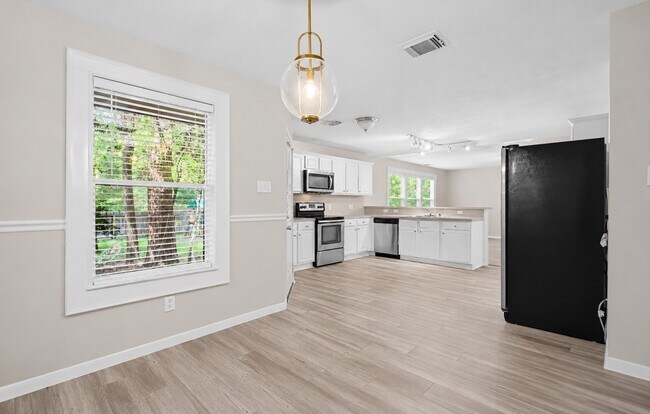 Building Photo - 6 Orion Star Ct