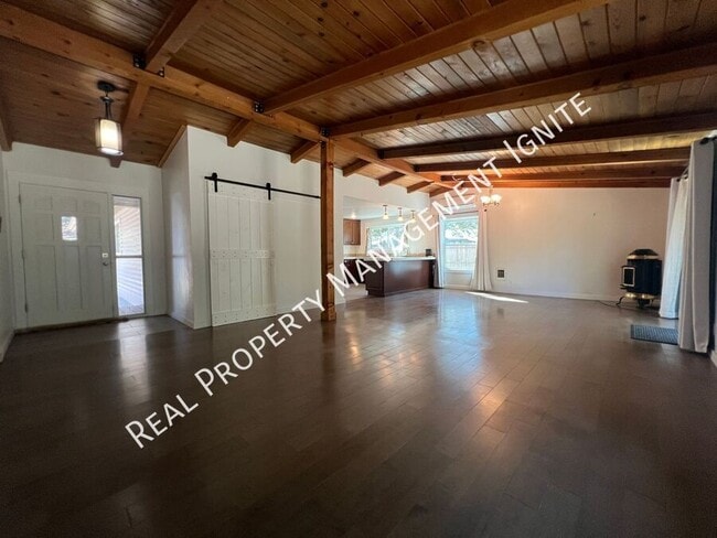 Building Photo - 15964 Bull Bat Ln