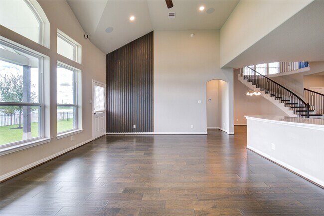 Building Photo - 10311 Sill Pr Dr