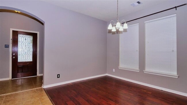 Building Photo - 6426 Black Bamboo Ln
