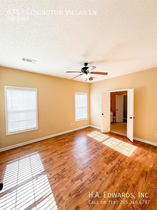 Building Photo - 6717 Covington Villas Ln