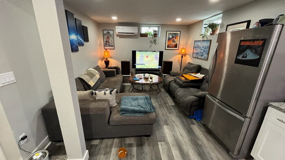 Building Photo - 7100 Avrum Dr