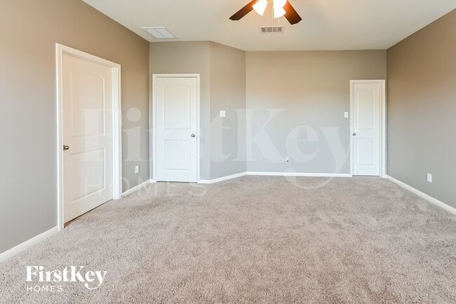 Building Photo - 5914 Treasure Cove Rd