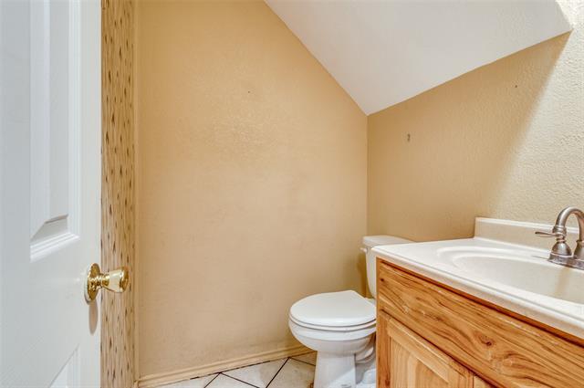 Building Photo - 1400 Endicott Dr