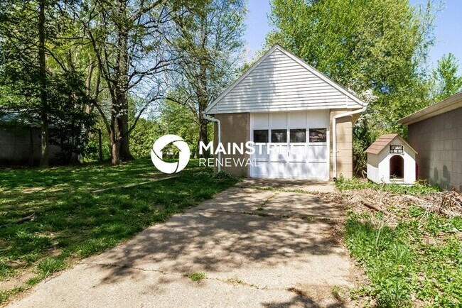 Building Photo - 3 Bedroom Pet-Friendly Home in Louisville,...