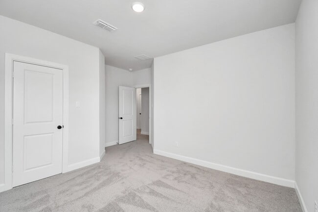 Building Photo - 1538 Park Path Dr