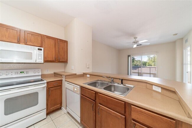 Building Photo - 8225 Claire Ann Dr