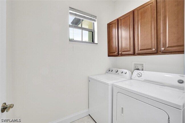 Building Photo - 1338 Corso Palermo Ct