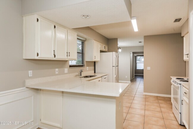 Building Photo - 2248 Felucca Dr