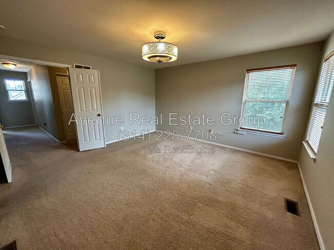 Building Photo - 203 Hawksbury Pl