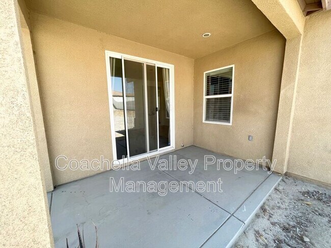 Building Photo - 62806 Kitetail Dr