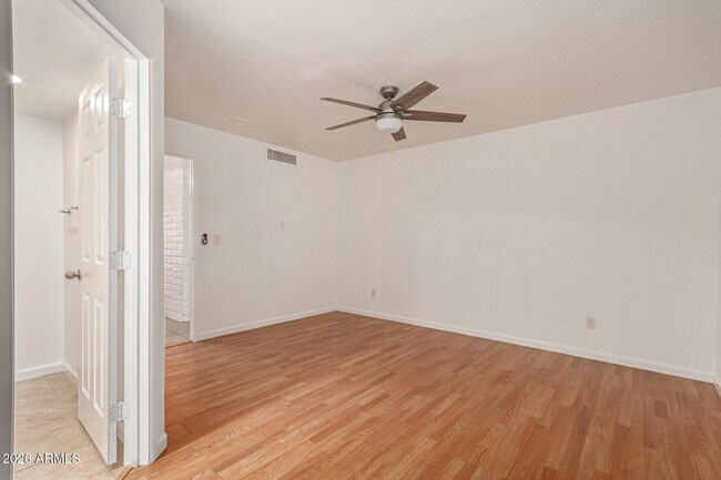 Building Photo - 2109 S Stanley Pl