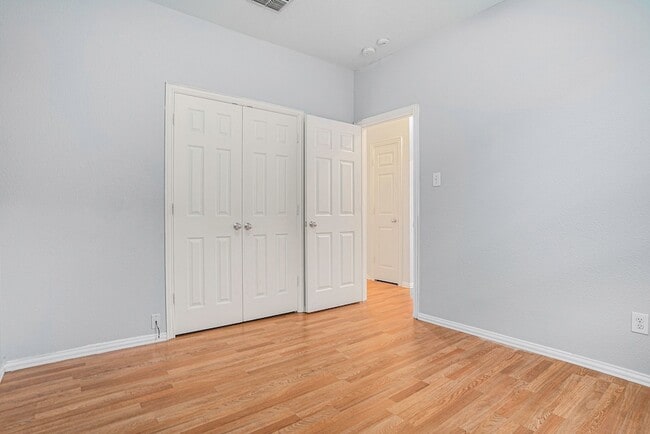 Building Photo - 14604 Eaglemont Dr