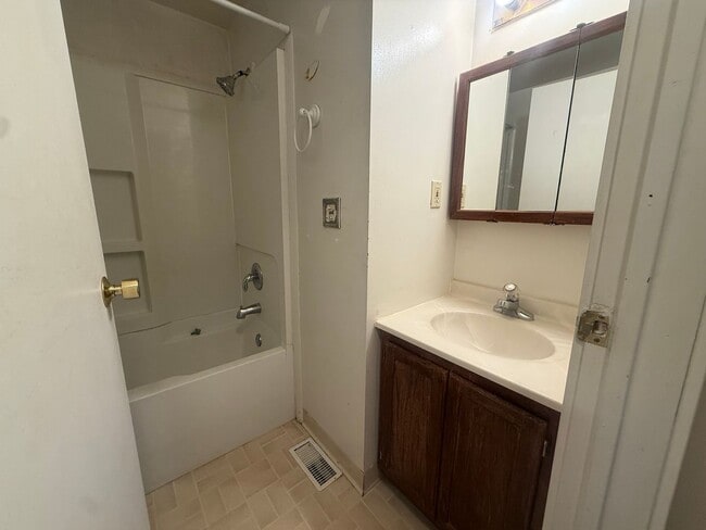 Building Photo - 1928-1930 E 123rd Street