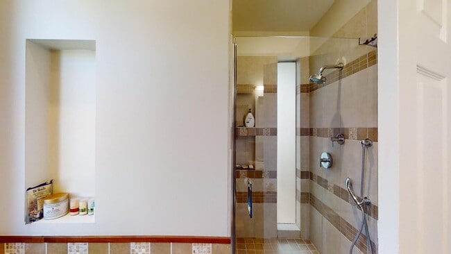 Building Photo - 1849 Monroe St NW