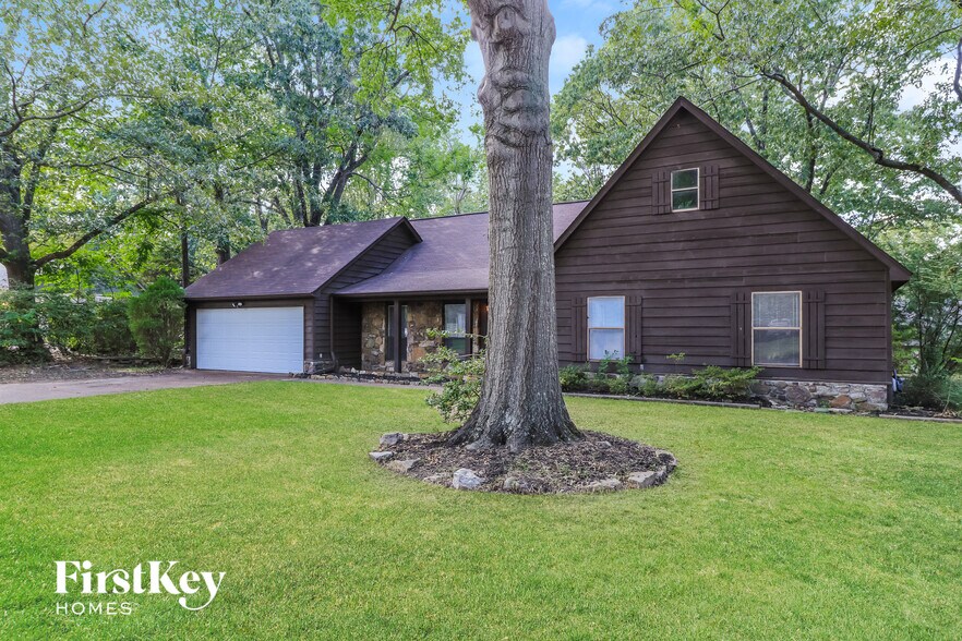Building Photo - 8418 Chippingham Dr