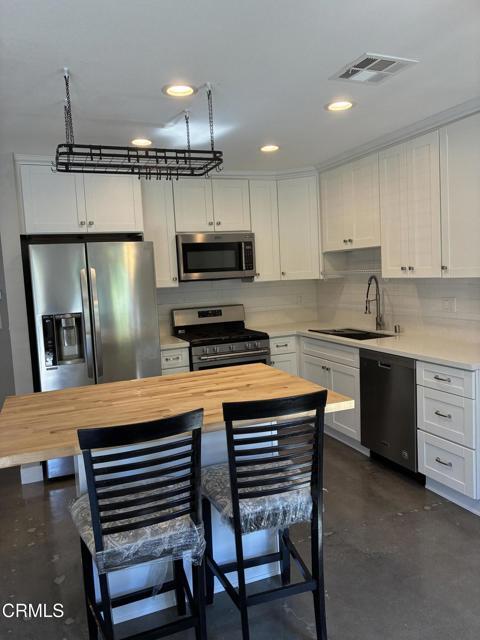 Building Photo - 1640 Parakeet Ct