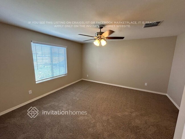 Building Photo - 3938 S 79th Dr