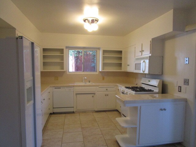 Building Photo - 15500 Del Gado Dr