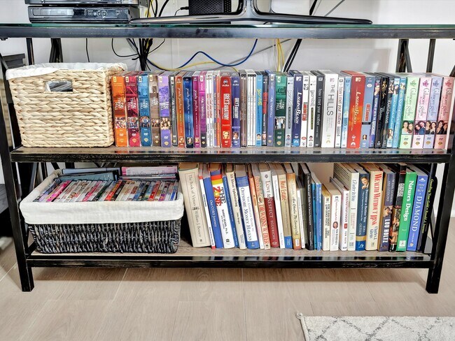 Building Photo - 506 Main St