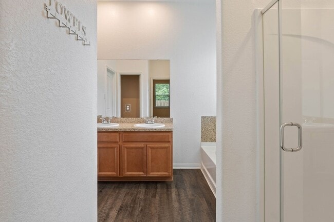 Building Photo - 11053 Patriot Ct