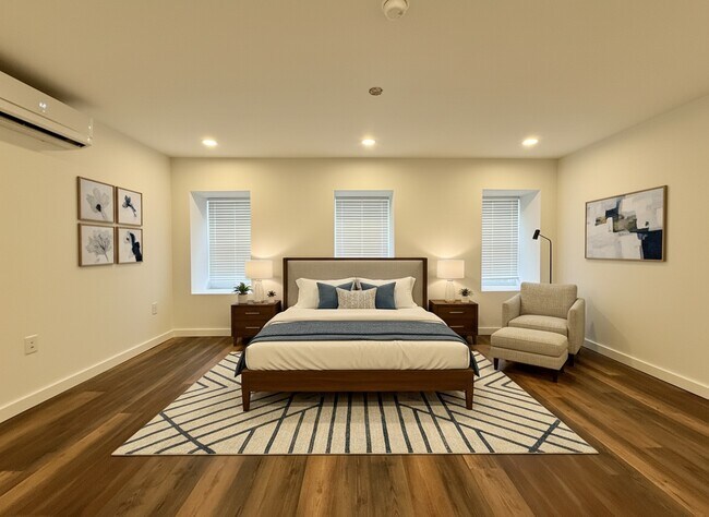 Building Photo - 451 Green Ln