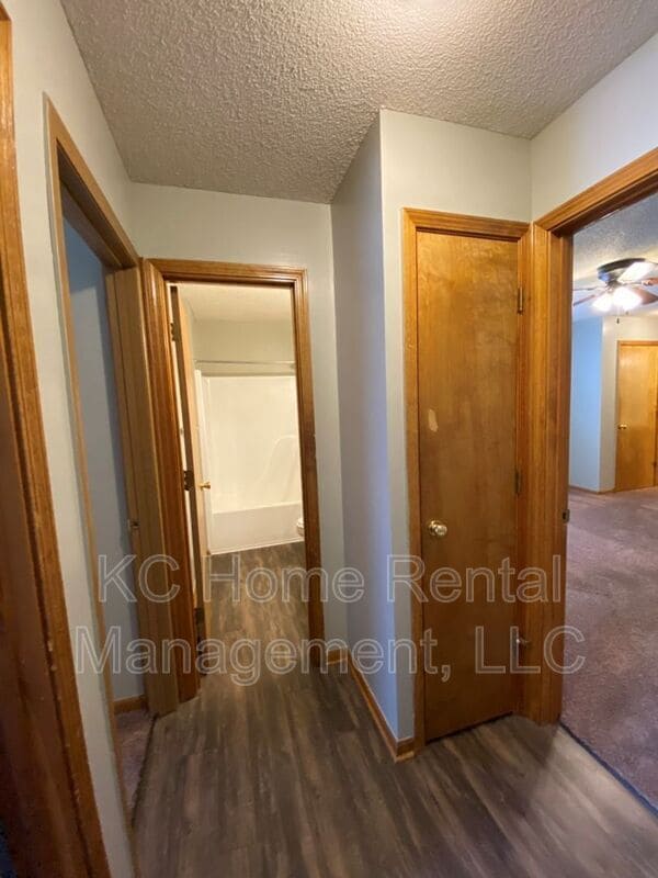 Building Photo - 605 Susanne Ct