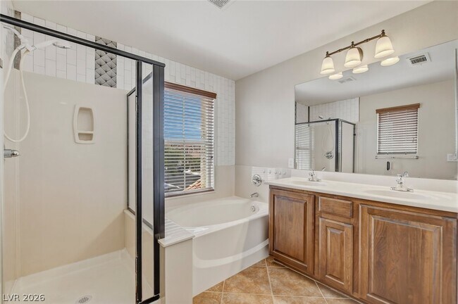 Building Photo - 2780 Kona Crest Ave