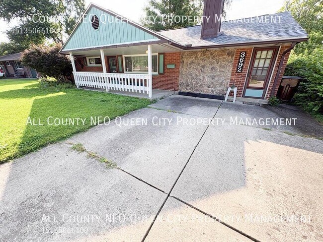 Building Photo - 3692 Elmira Dr