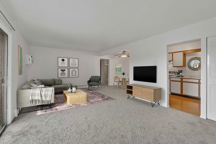 Hillcrest Apartments 6 Forest Hill Dr Glen Ellyn IL 60137 Apartment