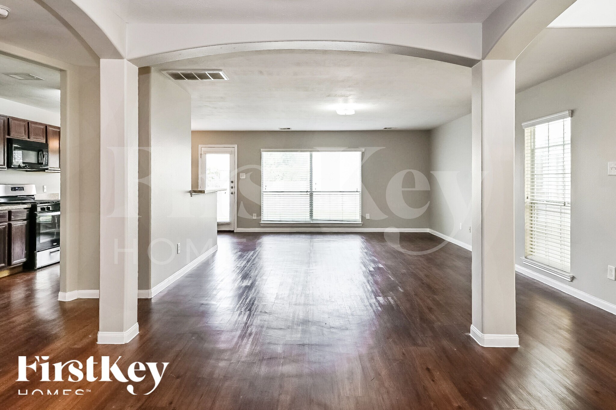 Building Photo - 15534 Kiplands Bend Dr