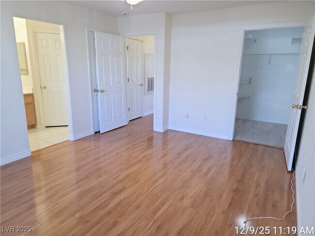 Building Photo - 1987 Cutlass Dr