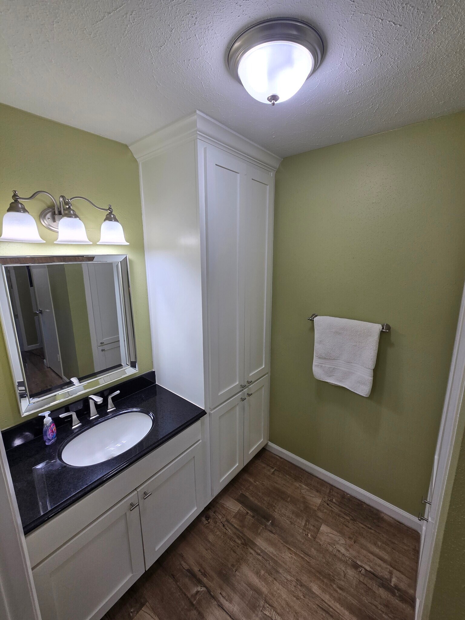 Building Photo - 10555 Turtlewood Ct