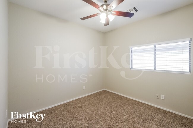 Building Photo - 11518 N 154th Ln