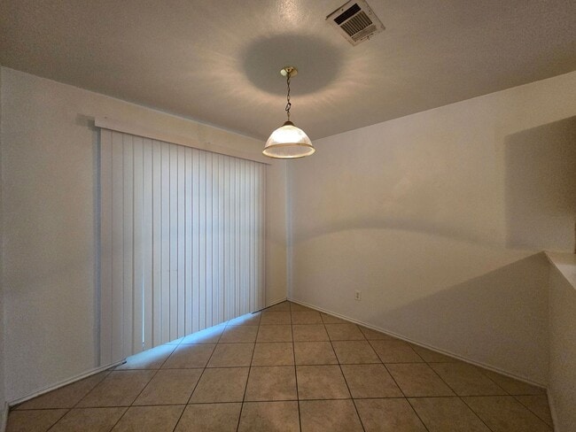 Building Photo - RENT REDUCTION - AVAILABLE NOW!