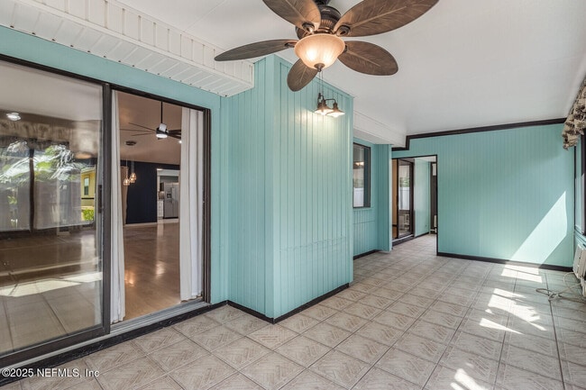 Building Photo - 4765 Marsh Hammock Dr W