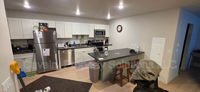 Building Photo - 1221 Commonwealth Ave