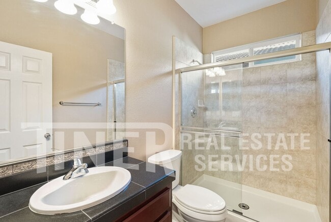 Building Photo - 3576 Hume St