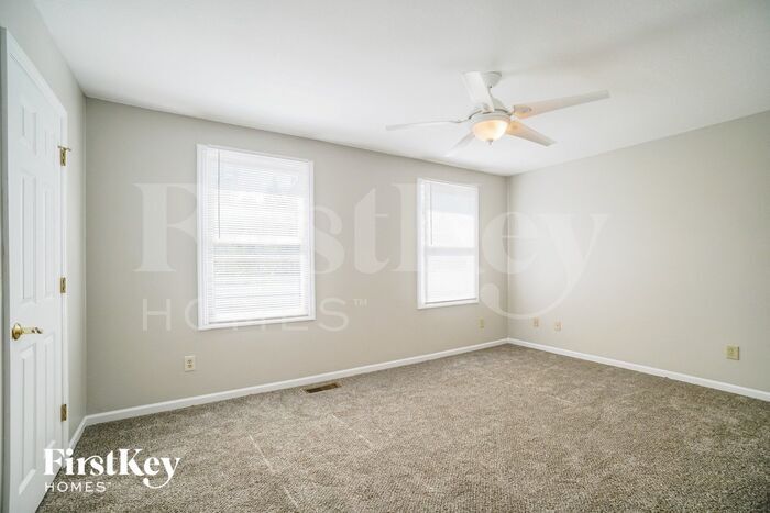 Building Photo - 2958 Badger Dr