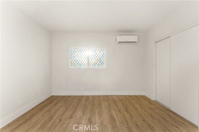 Building Photo - 906 N Allen St