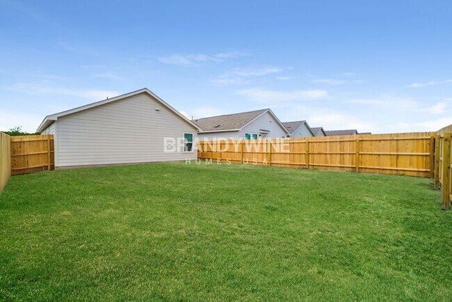 Building Photo - 3 BEDROOM - DURBIN