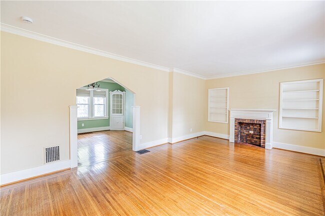 Building Photo - 54 Seminole Way