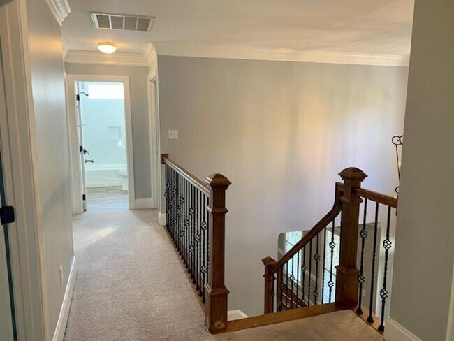 Building Photo - 119 Council Gap Ct