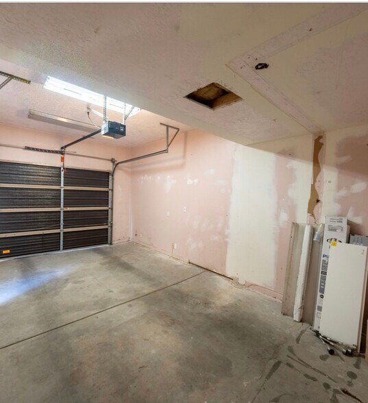 Building Photo - 7682 S Sunbird Way