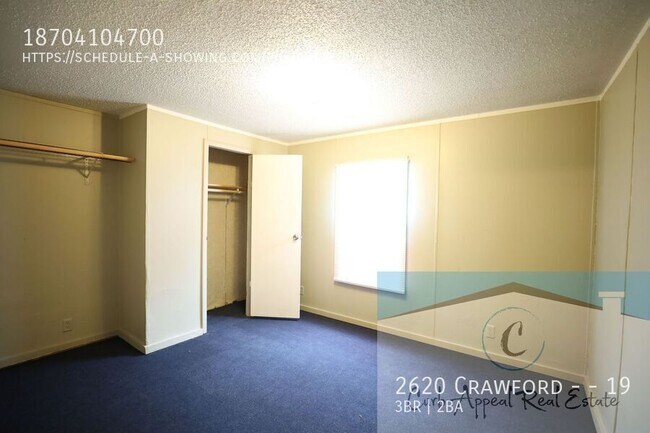 Building Photo - 2620 Crawford Dr