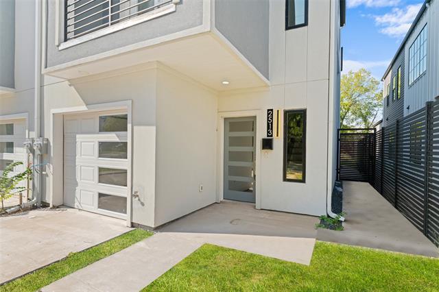 Building Photo - 2513 Crossman Ave