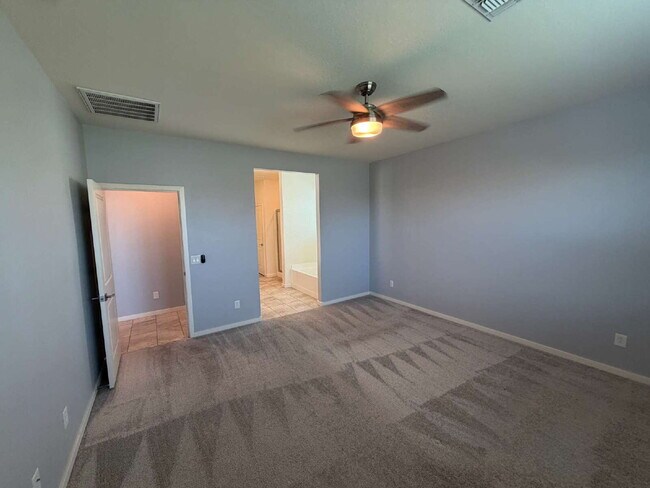 Building Photo - 7214 E Gamebird Way
