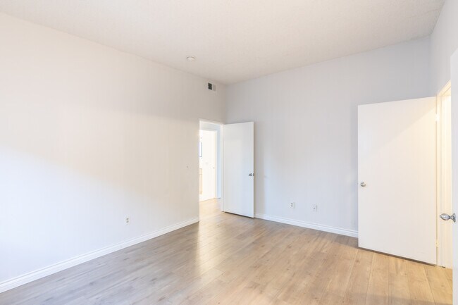 Building Photo - 2584 S Centinela Ave