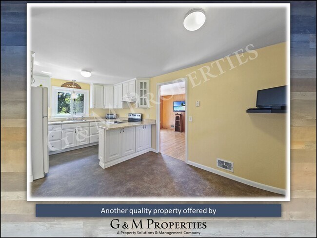 Building Photo - Rarely Available 3/4 Bedroom Ranch Style Home in Penfield!