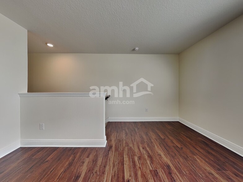 Building Photo - 6245 Emerald Hls Wy